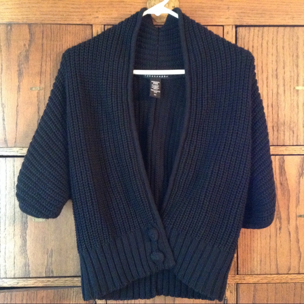 Apostrophe short sleeved sweater
